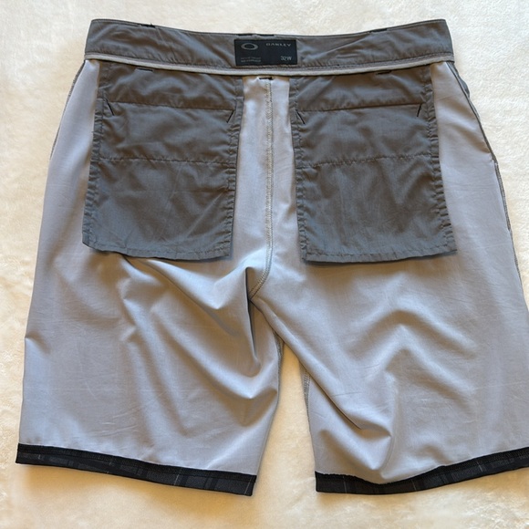 Oakley Men’s Performance Shorts - Picture 8 of 13